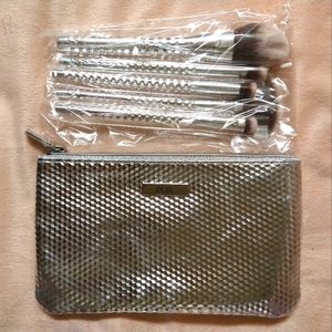 Pur brush set with storage bag